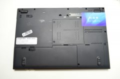 thinkpad T430筆記本電腦動(dòng)手升級(jí)內(nèi)存更換硬